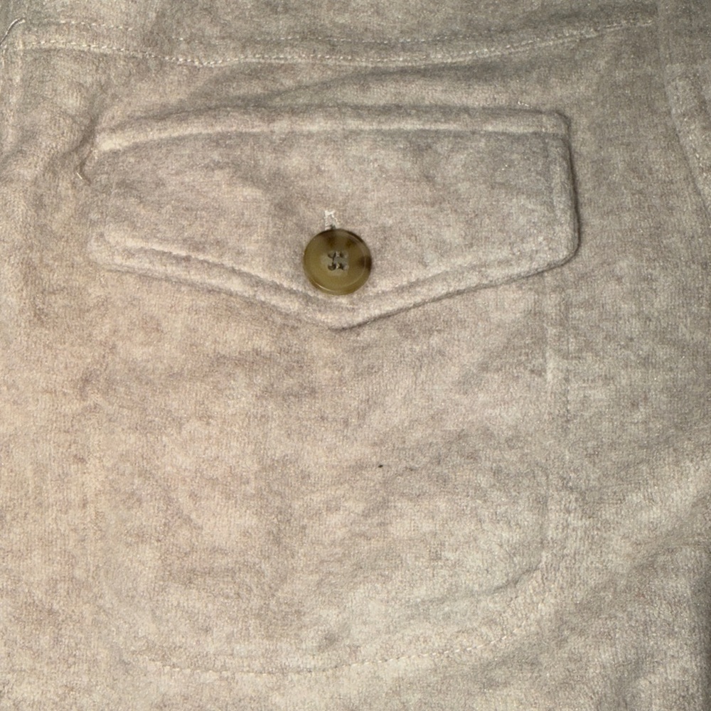 32 Degrees Heat Ladie’s Shacket. Creamy Tan color. NWT size large button up - Picture 6 of 7